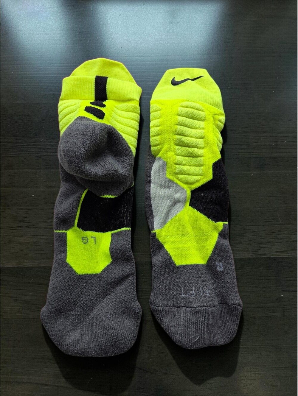 Nike Hyper Elite Cushioned Basketball Crew Socks Volt Gray Black